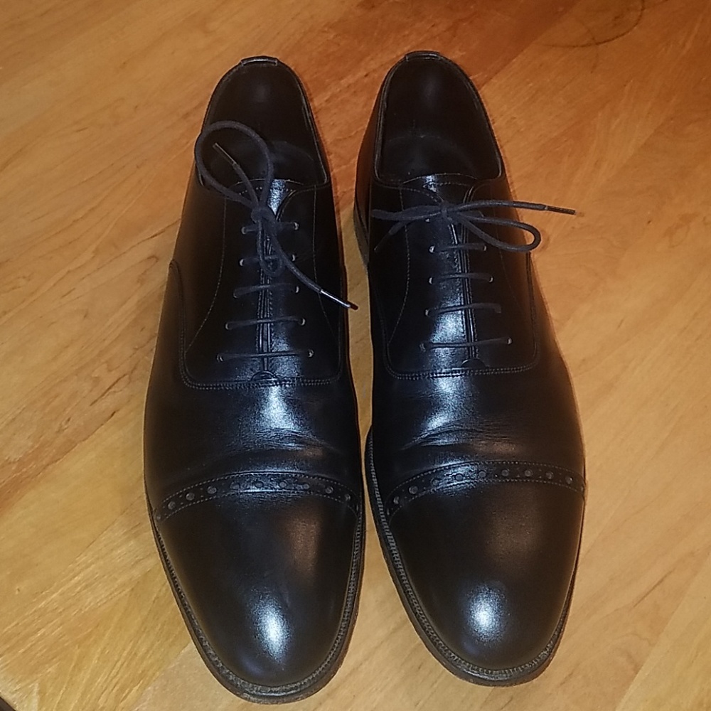 PAUL STUART OXFORD DRESS SHOES